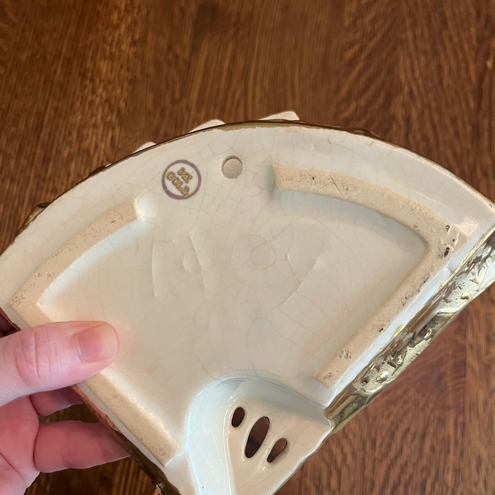 McCoy Vintage Gold Fan Wall Decor - Picture 9 of 14